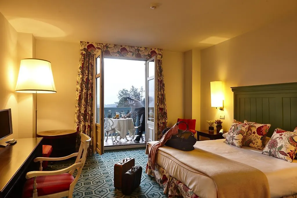 Hotel Palacio Urgoiti Mungia 4*,